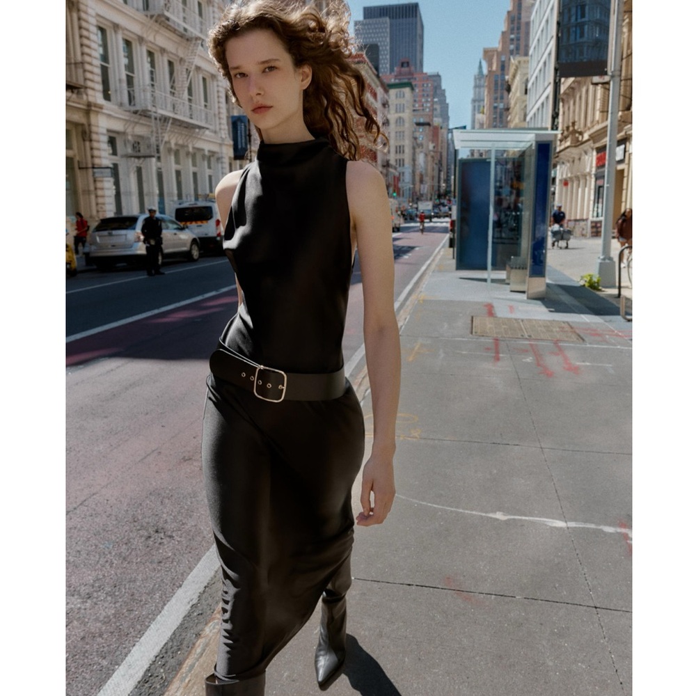 🎉SALE🎉NWT🖤ZARA Black Satin Belted dress